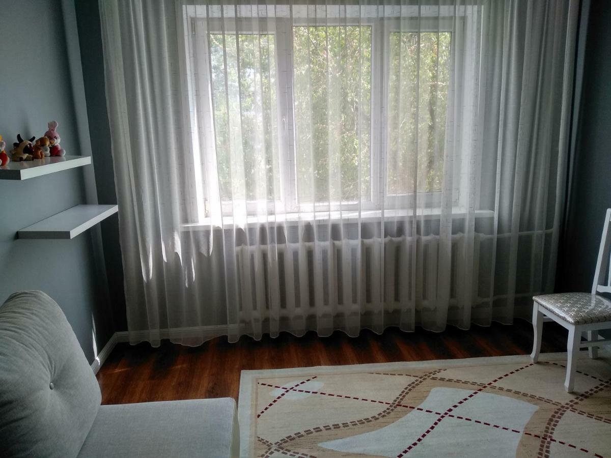 Stylish Apartment In The Gold Square Of Алма Ата Екстериор снимка